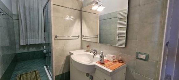 6 rooms House in Empoli, Italy No. 30304 29