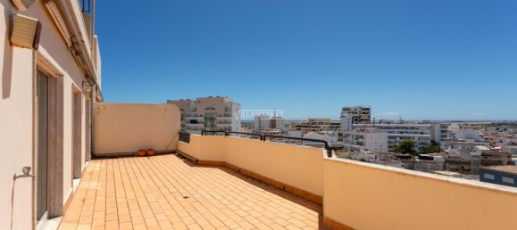 4 bedrooms Duplex in Faro, Portugal No. 154646 11