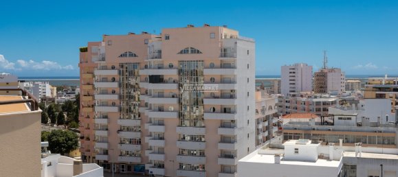 4 bedrooms Duplex in Faro, Portugal No. 154646 18