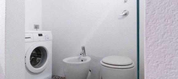 1 bedroom Apartment in Milan, Italy No. 266776 12