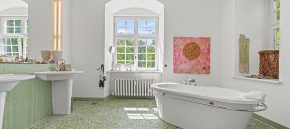 20 chambres Villa à Biberach, Germany No. 79967 20