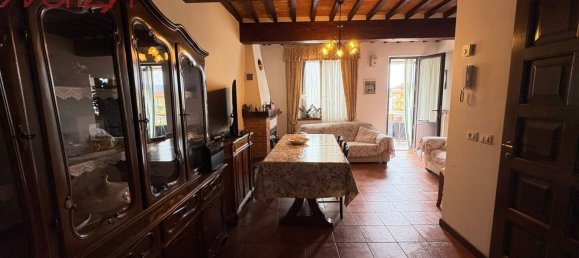 3 bedrooms Apartment in Lucca, Italy No. 360058 5