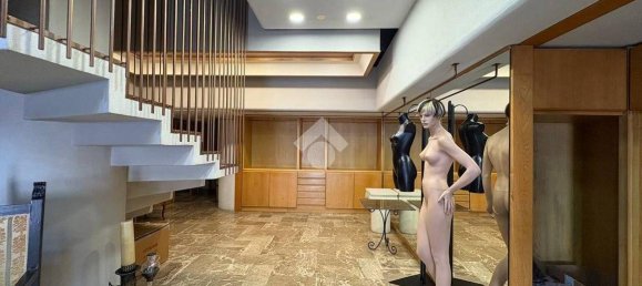 Propriété commerciale à Brindisi, Italy 200m² No. 343065 8