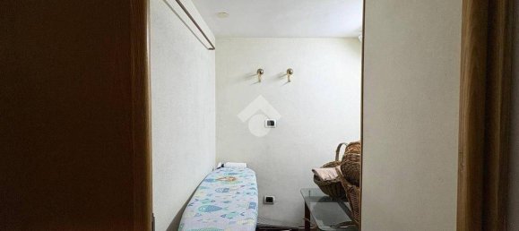 Propriété commerciale à Brindisi, Italy 200m² No. 343065 13