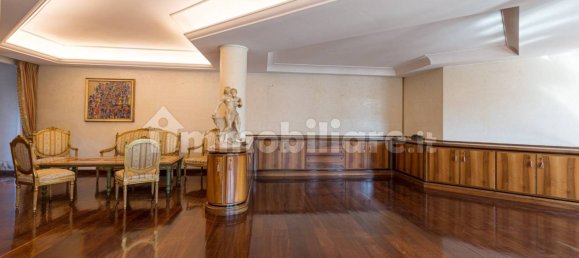 4 chambres Villa à Rome, Italy No. 343408 10