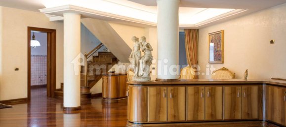 4 chambres Villa à Rome, Italy No. 343408 17