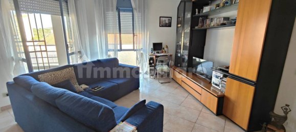 2 bedrooms Apartment in Livorno, Italy No. 307927 6