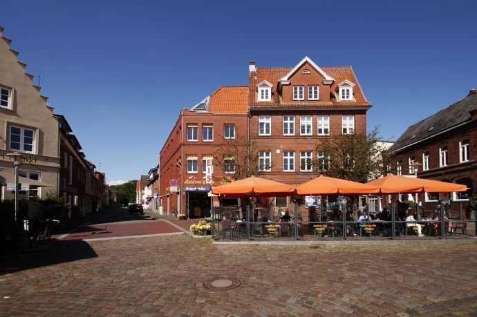 10-Zimmer Gebäude in Steinburg, Germany, Nr. 44194