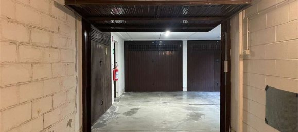 15m² Garage in Rho, Italy No. 264931 7