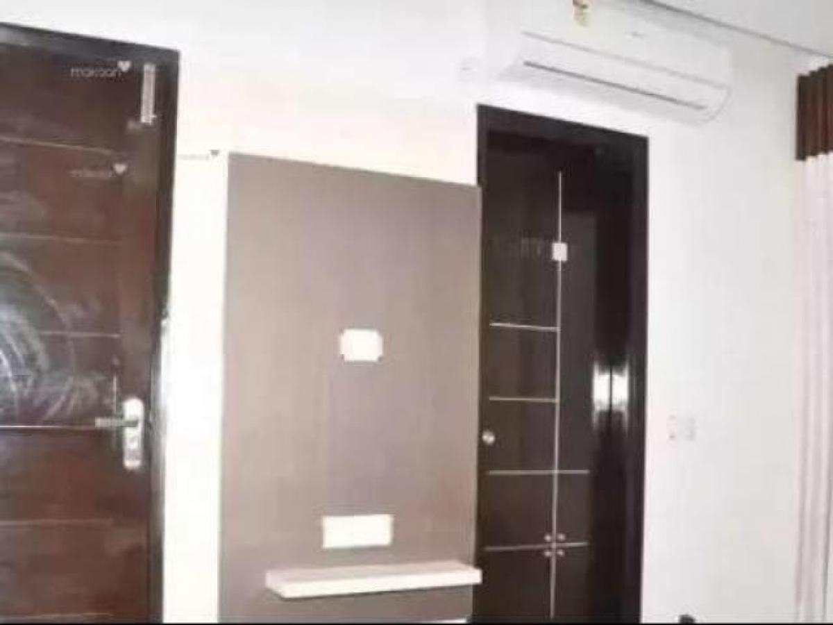 2 bedrooms House in Chandigarh, India No. 8661