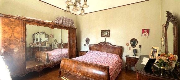 2 rooms Apartment in Torre del Greco, Italy No. 7012 8