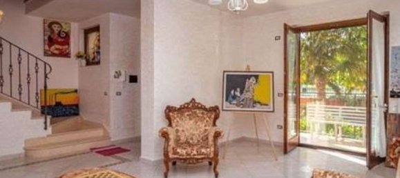 6 bedrooms House in Riardo, Italy No. 325658 8