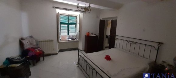 4-Zimmer Wohnung in Carrara, Italy, Nr. 27330 8