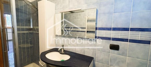6-salle Appartement à Empoli, Italy No. 215757 8