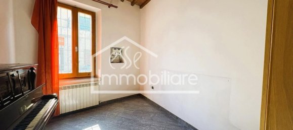 6-salle Appartement à Empoli, Italy No. 215757 40