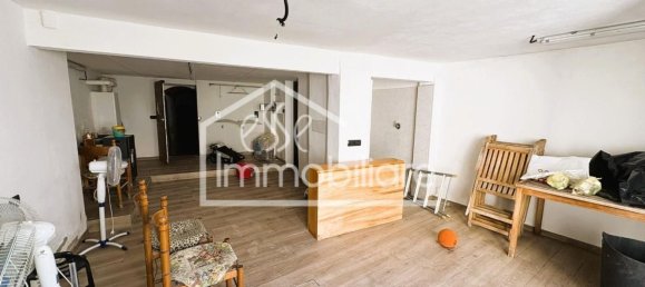 6-salle Appartement à Empoli, Italy No. 215757 24
