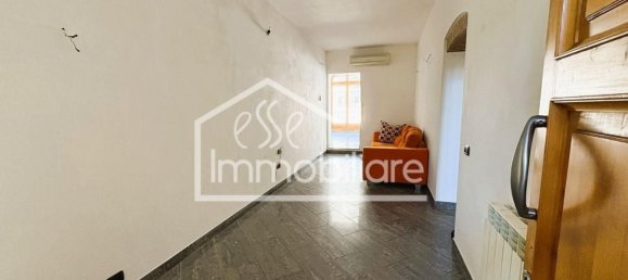 6-salle Appartement à Empoli, Italy No. 215757 6