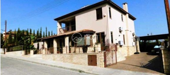 4 Schlafzimmer Villa in Episkopi, Cyprus, Nr. 7629 6