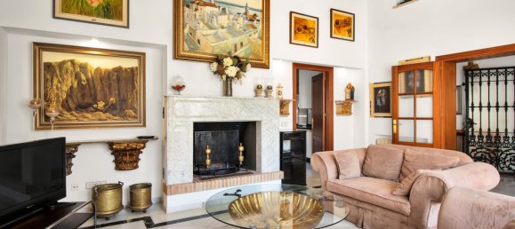 5 bedrooms House in Marbella, Spain No. 115009 14