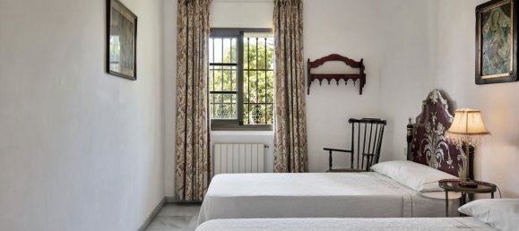 5 bedrooms House in Marbella, Spain No. 115009 20