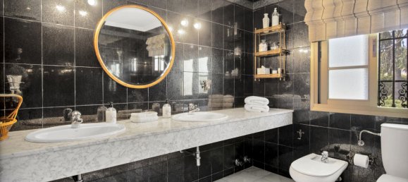 5 bedrooms House in Marbella, Spain No. 115009 30