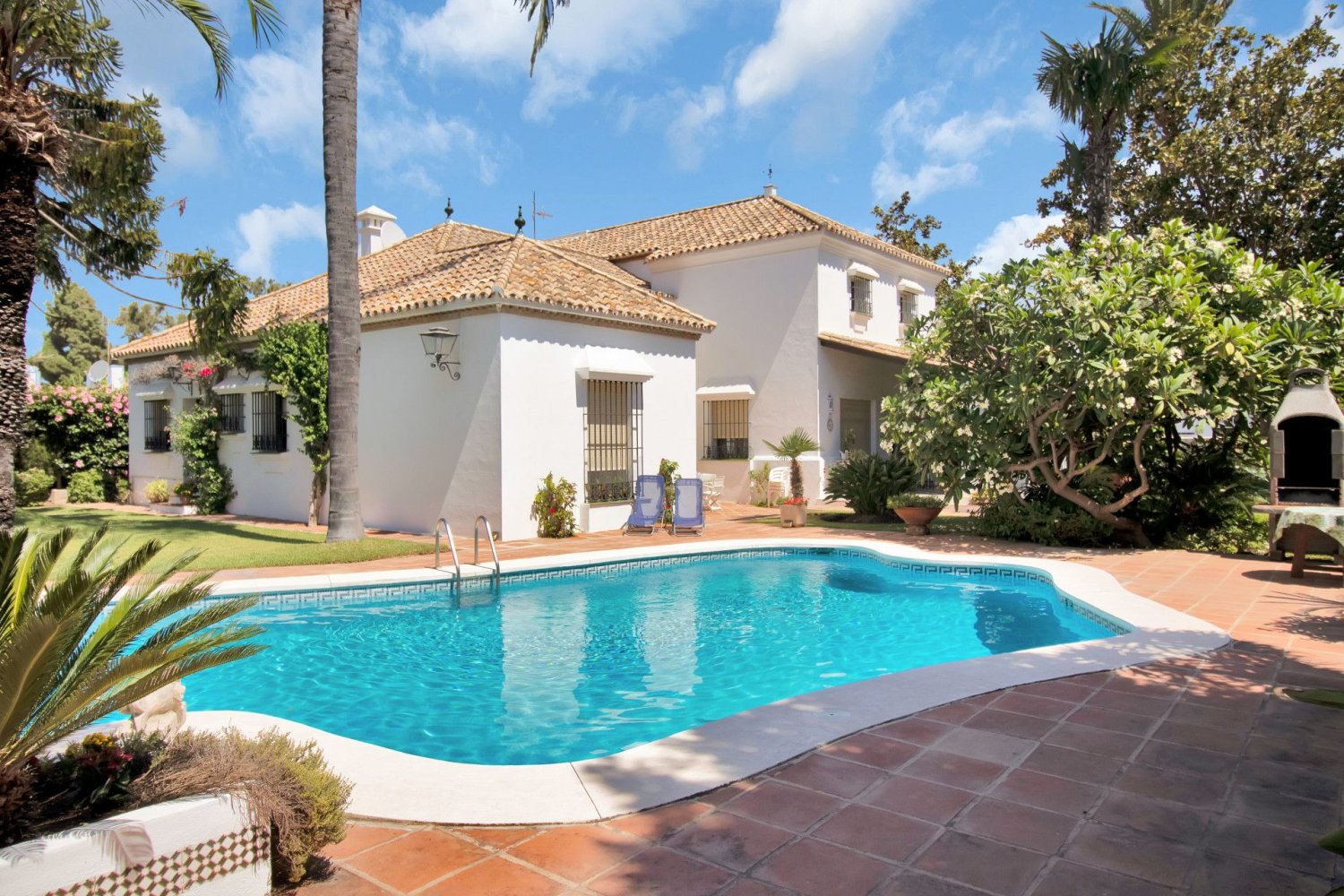 5 bedrooms House in Marbella, Spain No. 115009