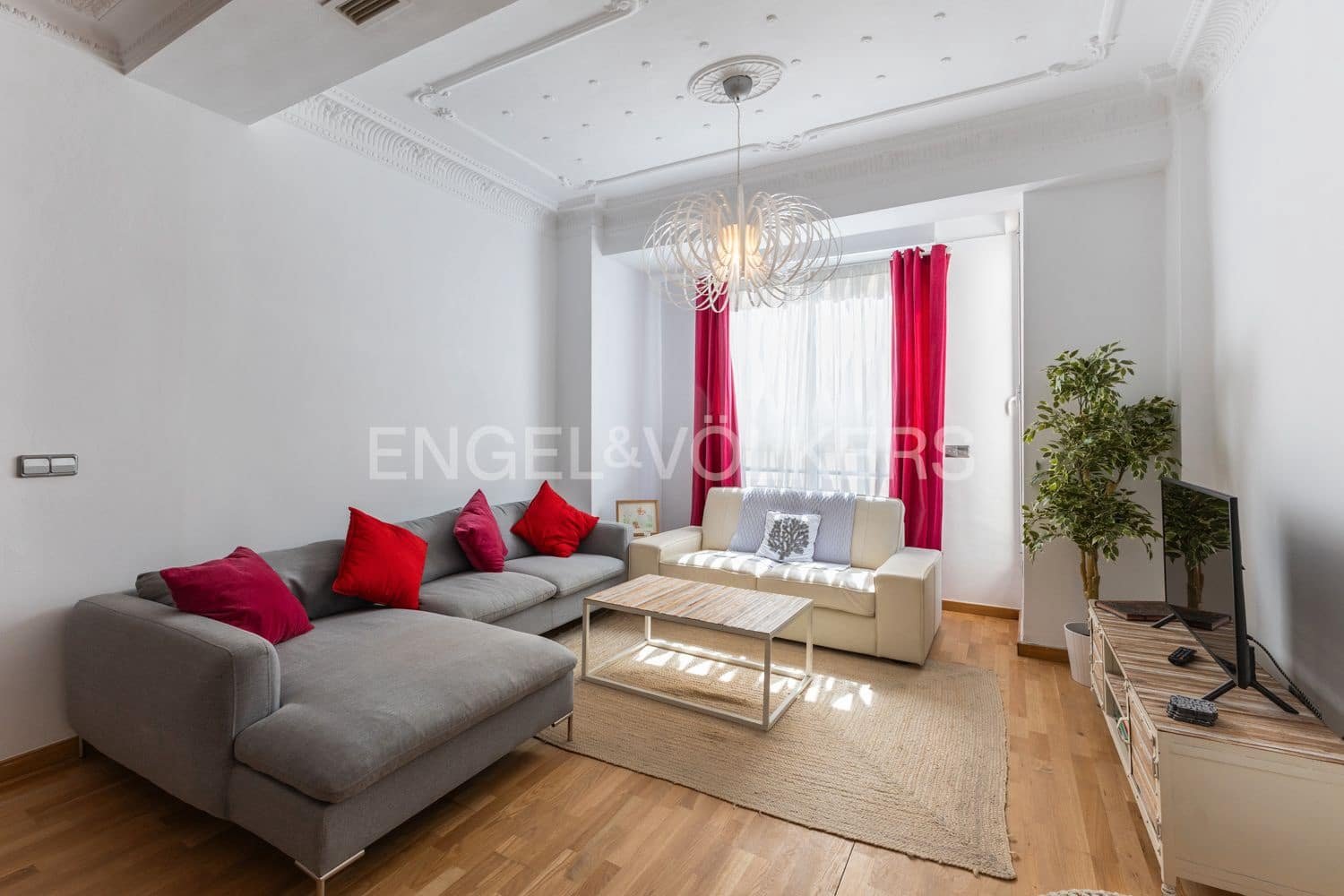 5 Schlafzimmer Wohnung in Valencia, Spain, Nr. 180484