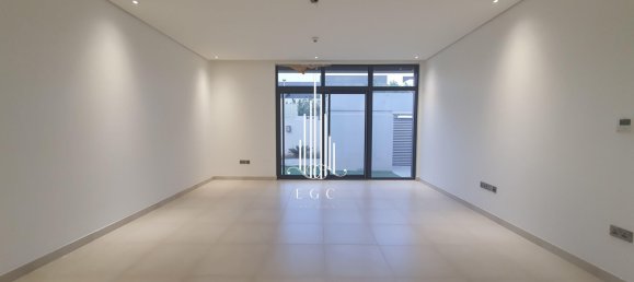 5 bedrooms Villa in Yas Island, UAE No. 23218 7