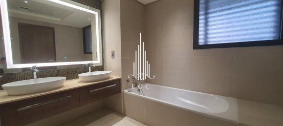 5 bedrooms Villa in Yas Island, UAE No. 23218 27