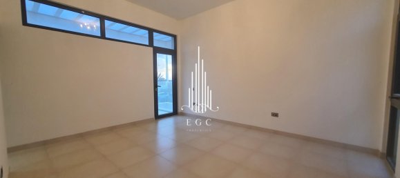 5 bedrooms Villa in Yas Island, UAE No. 23218 6