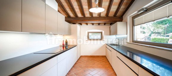 4 bedrooms House in Gualdo Cattaneo, Italy No. 127199 16