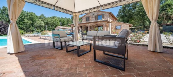 4 bedrooms House in Gualdo Cattaneo, Italy No. 127199 11