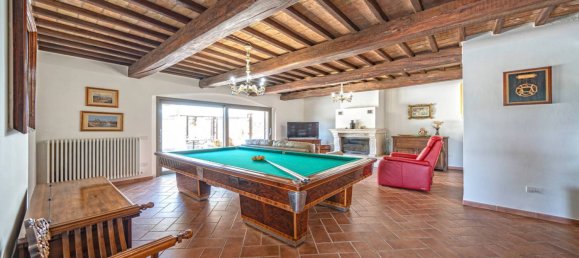 4 bedrooms House in Gualdo Cattaneo, Italy No. 127199 19