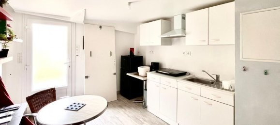 2 bedrooms House in Courseulles-sur-Mer, France No. 354623 3