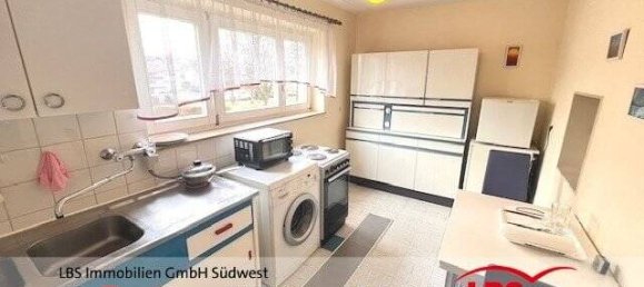 Квартира с 4 комнатами в Баден-Вюртемберг, Германия № 38704 3