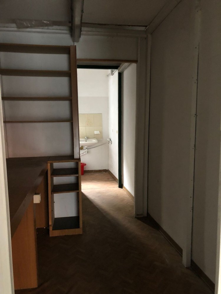 42m² Commercial property in Catania, Italy No. 255439