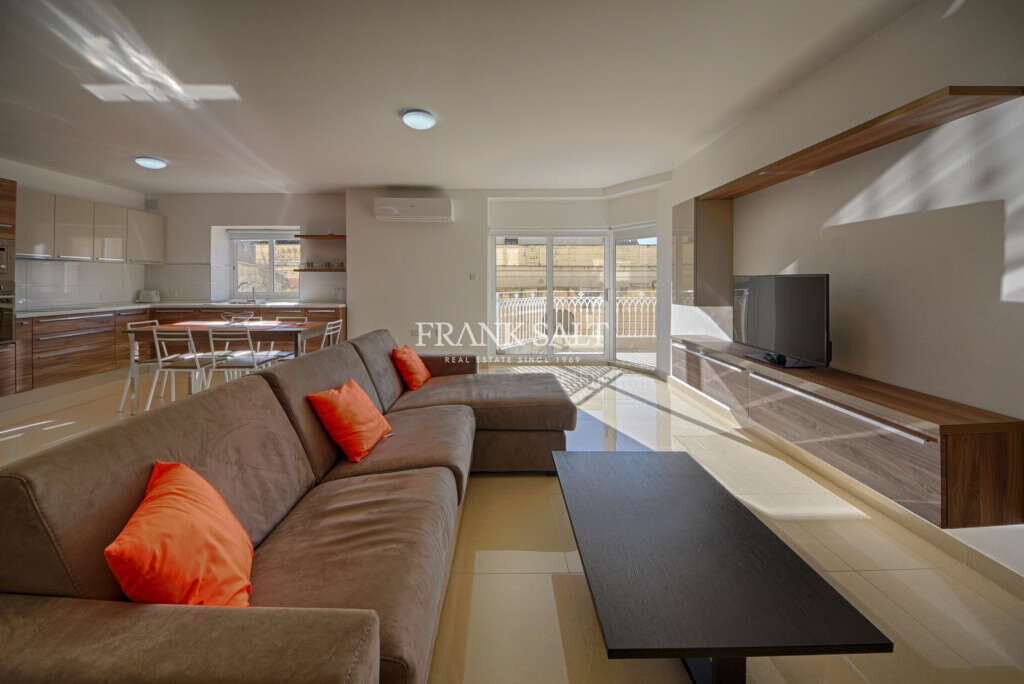 Apartamento de 3 dormitorios en Saint Paul's Bay, Malta No. 7055