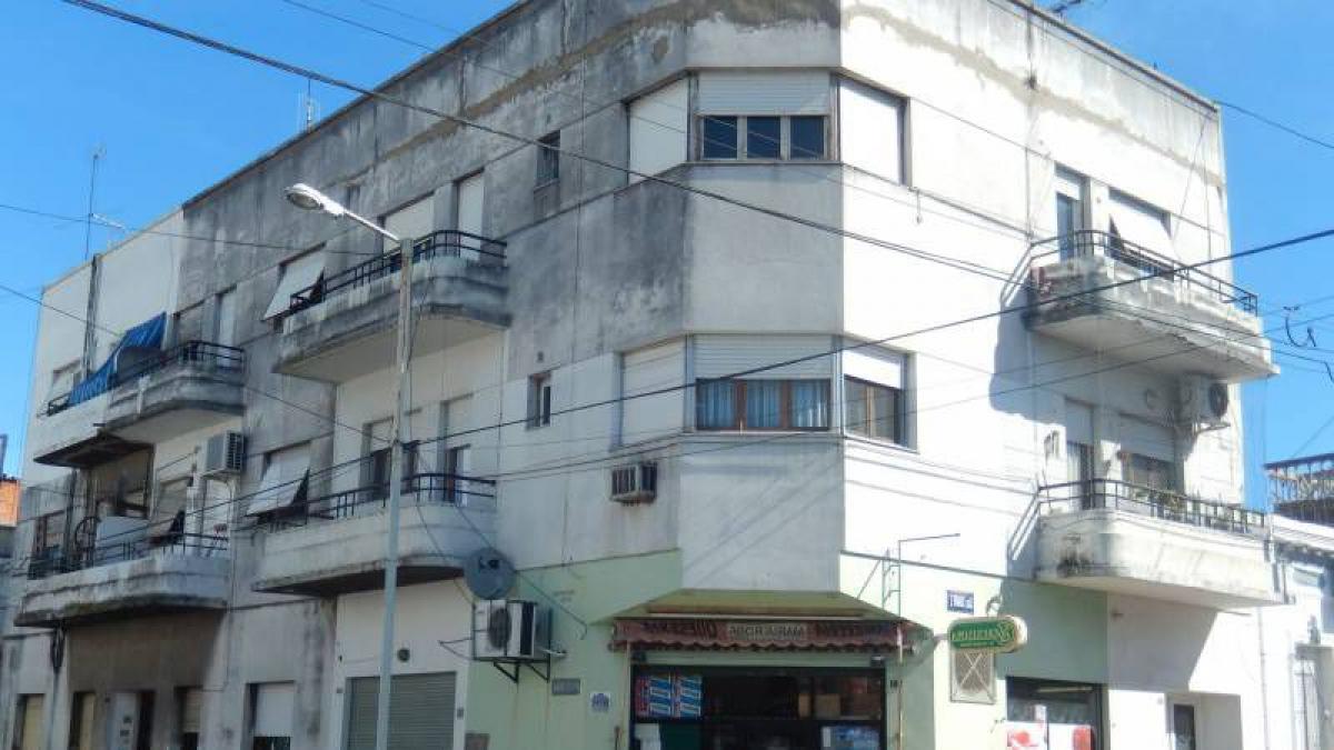 2 bedrooms Apartment in Avellaneda, Argentina No. 63310