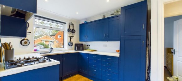 Bungalow de 2 dormitorios en Bordon, United Kingdom No. 13832 5