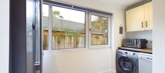 Bungalow de 2 dormitorios en Bordon, United Kingdom No. 13832 7