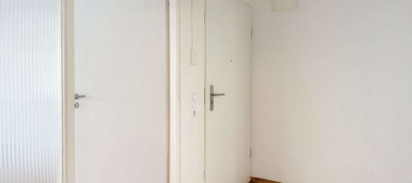 1 Schlafzimmer Doppelhaus in Esslingen, Germany, Nr. 368838 3