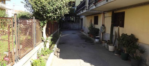 30m² Garage in Cava de' Tirreni, Italy No. 98416 2