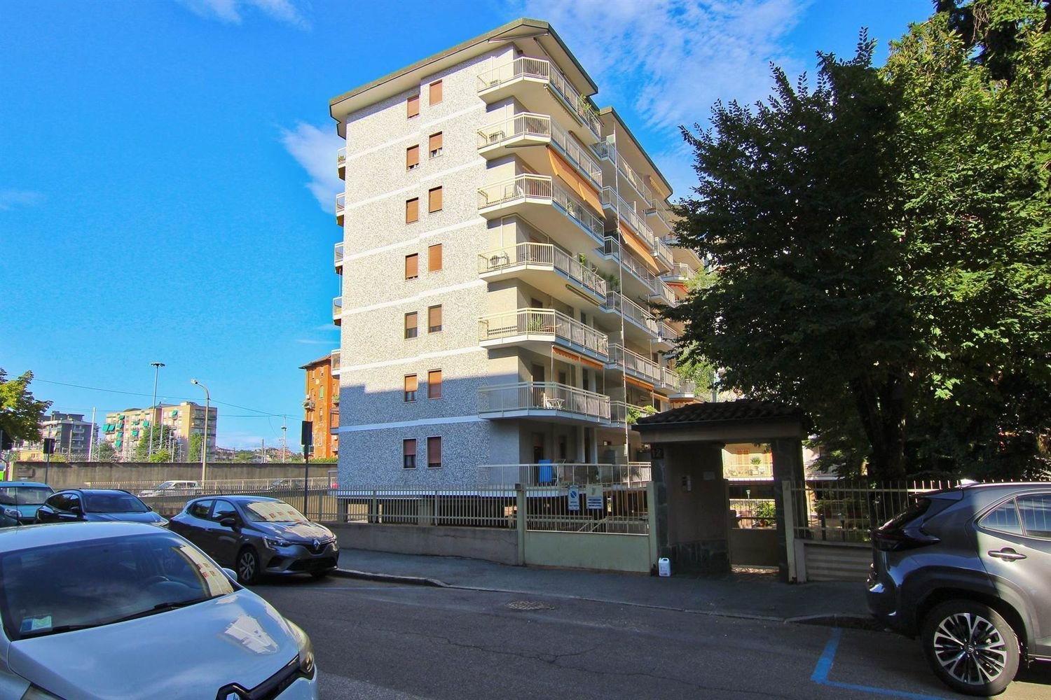 3 rooms Apartment in Novate Milanese, Italy No. 287731