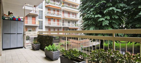 3 rooms Apartment in Novate Milanese, Italy No. 287731 6
