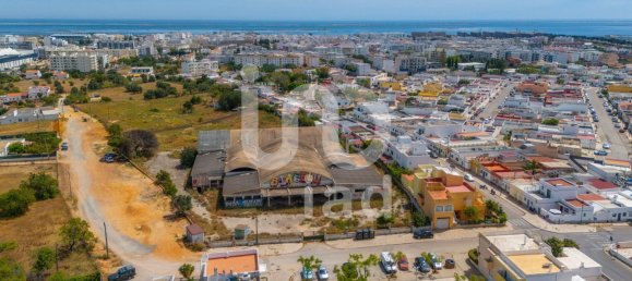 Terrain à Quelfes, Portugal No. 104901 3