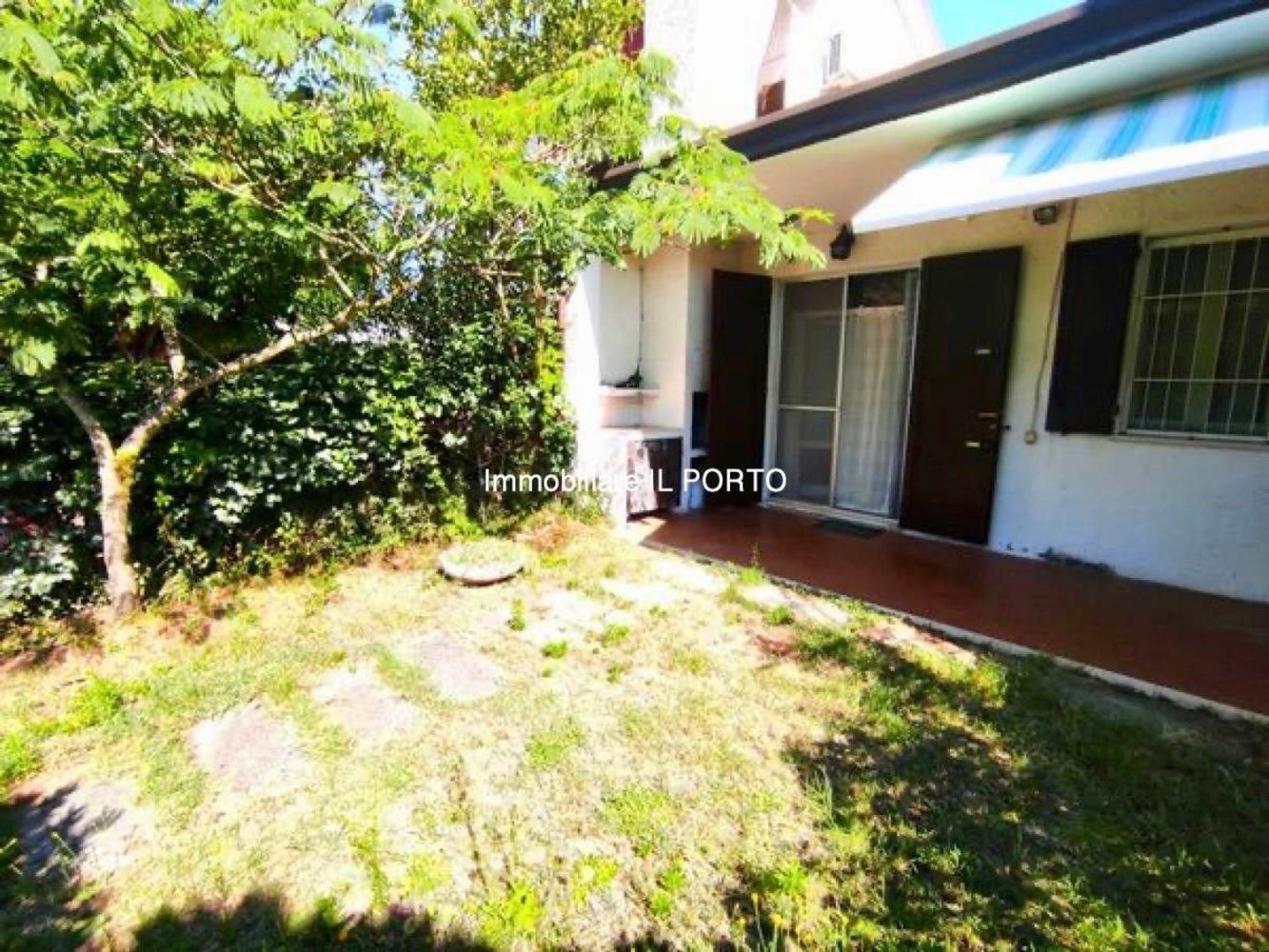 3 rooms Apartment in Comacchio, Italy No. 211561