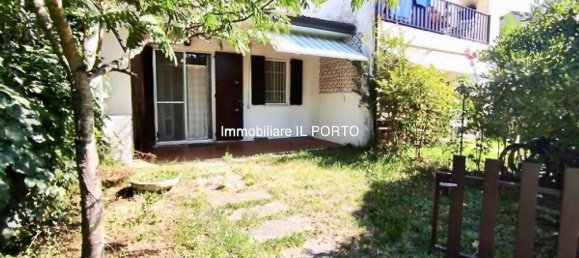 3 rooms Apartment in Comacchio, Italy No. 211561 2