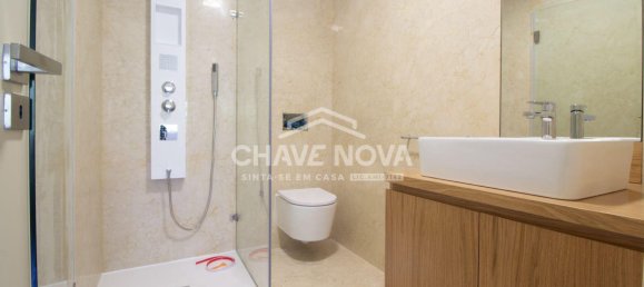 4 Schlafzimmer Haus in Porto, Portugal, Nr. 111835 16