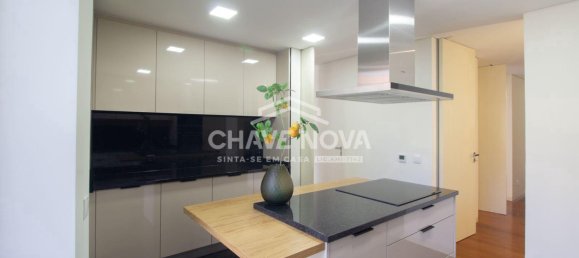 4 Schlafzimmer Haus in Porto, Portugal, Nr. 111835 10