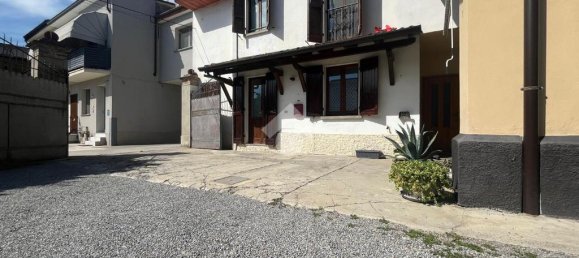 2 bedrooms Apartment in Castelleone, Italy No. 378833 2